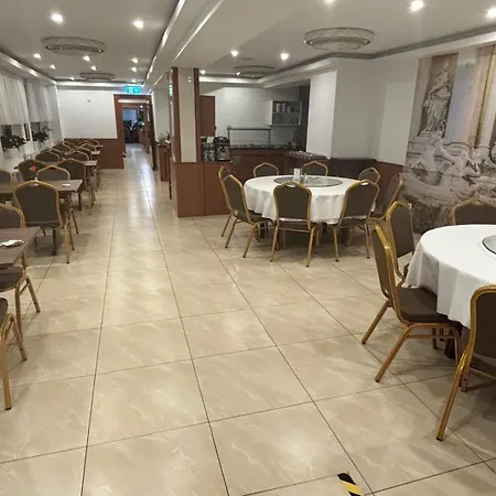 Parkhotel Goldlinde Отель