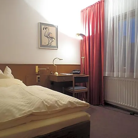 Parkhotel Goldlinde 3*