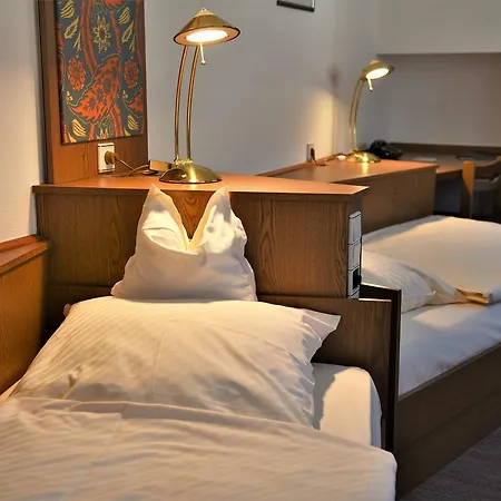 Parkhotel Goldlinde 3* Bodenwerder