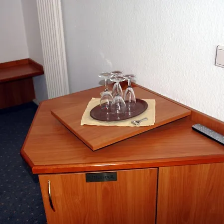 호텔 Parkhotel Goldlinde 보덴웨르데르