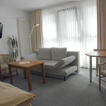 Parkhotel Goldlinde ボーデンヴェルダー